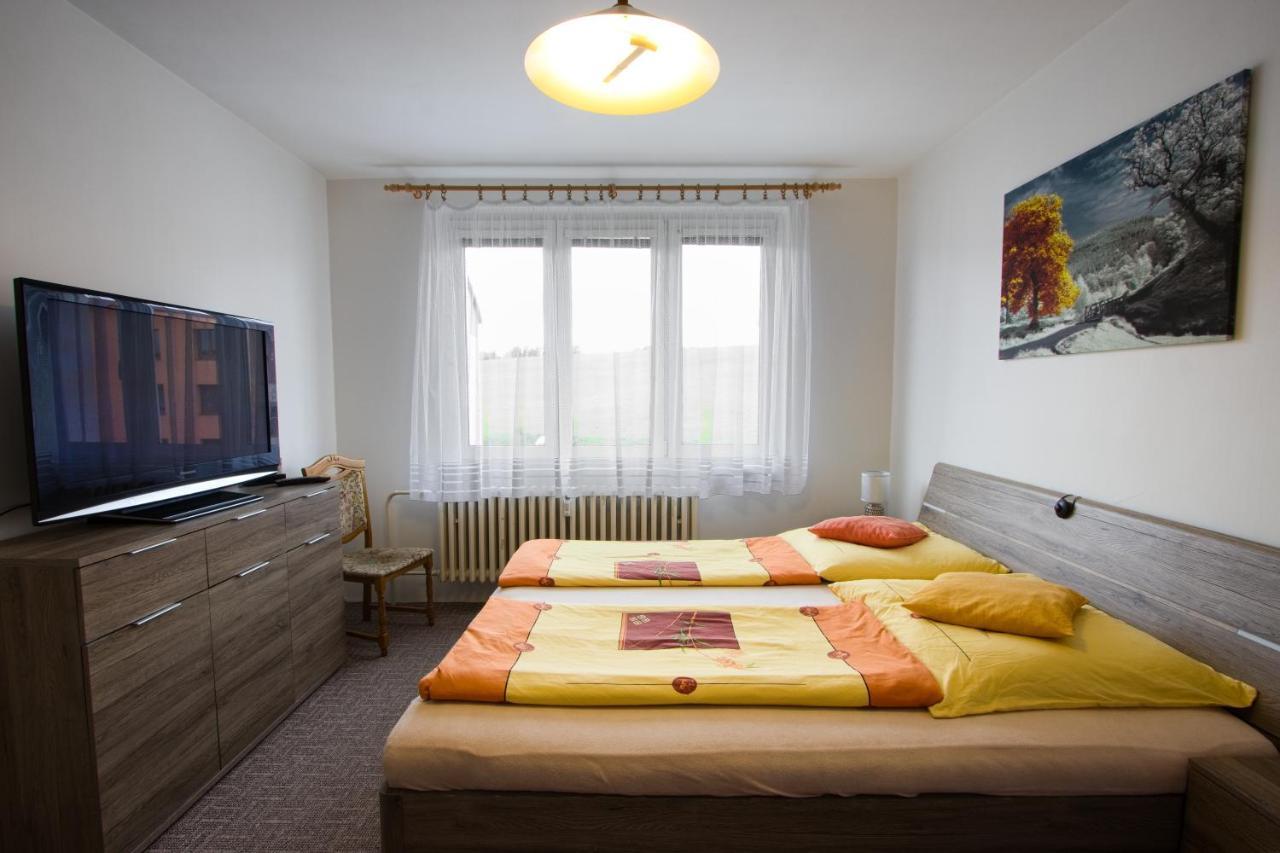 Apartmán u Klínovce Kovářská Exterior foto