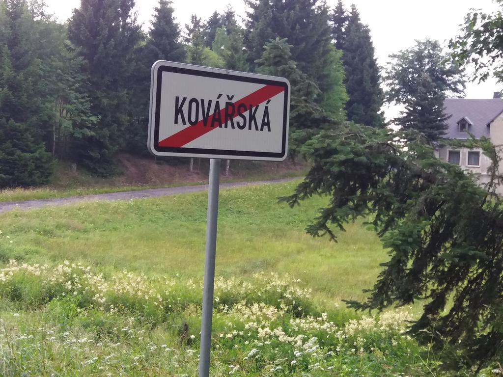 Apartmán u Klínovce Kovářská Exterior foto